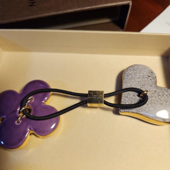 Rare Auth LOUIS VUITTON Stephen Sprouse White Stone Enamel Heart Floral Hair Tie - Picture 3 of 8